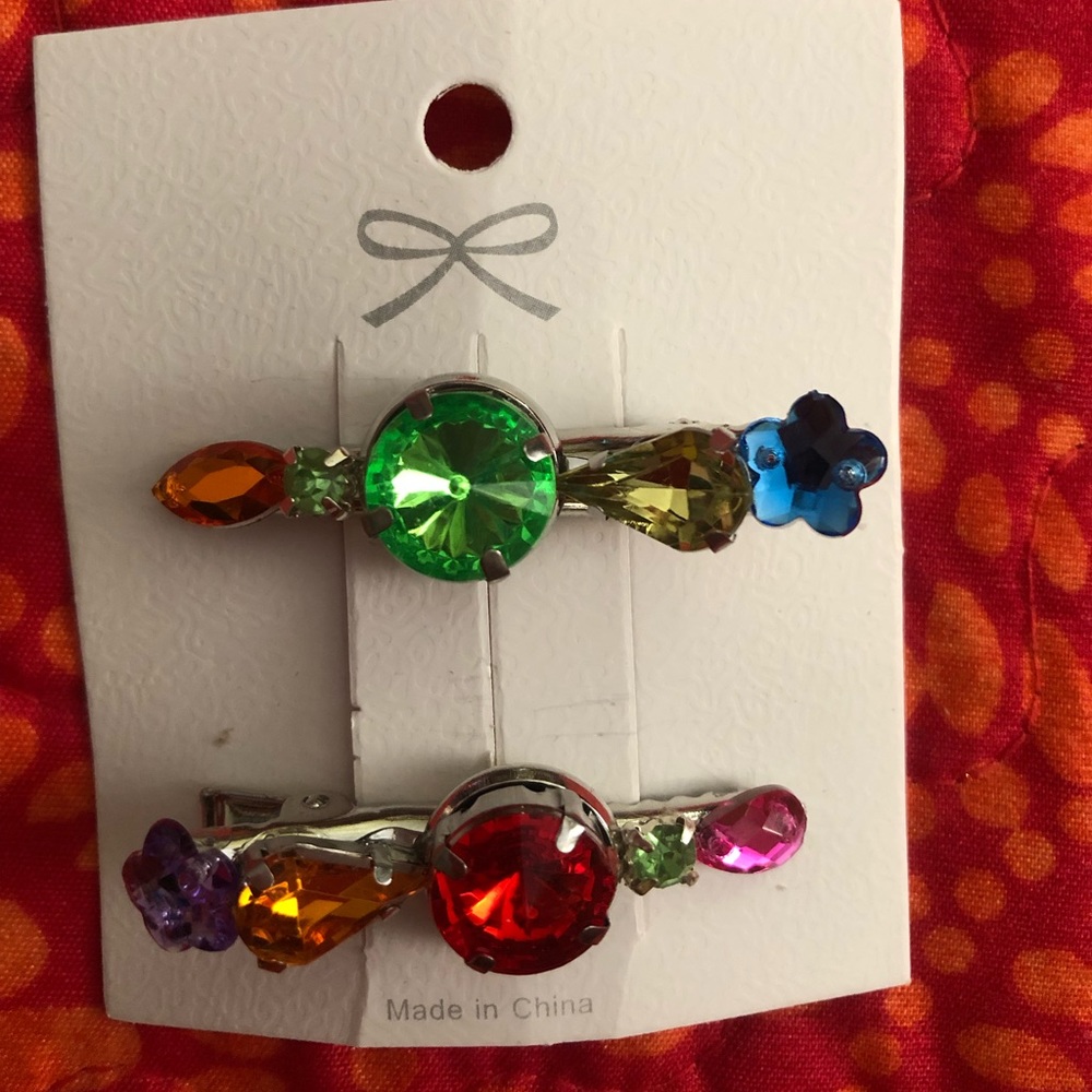 Small Rhinestone Hair Clips - Picture 2 of 4